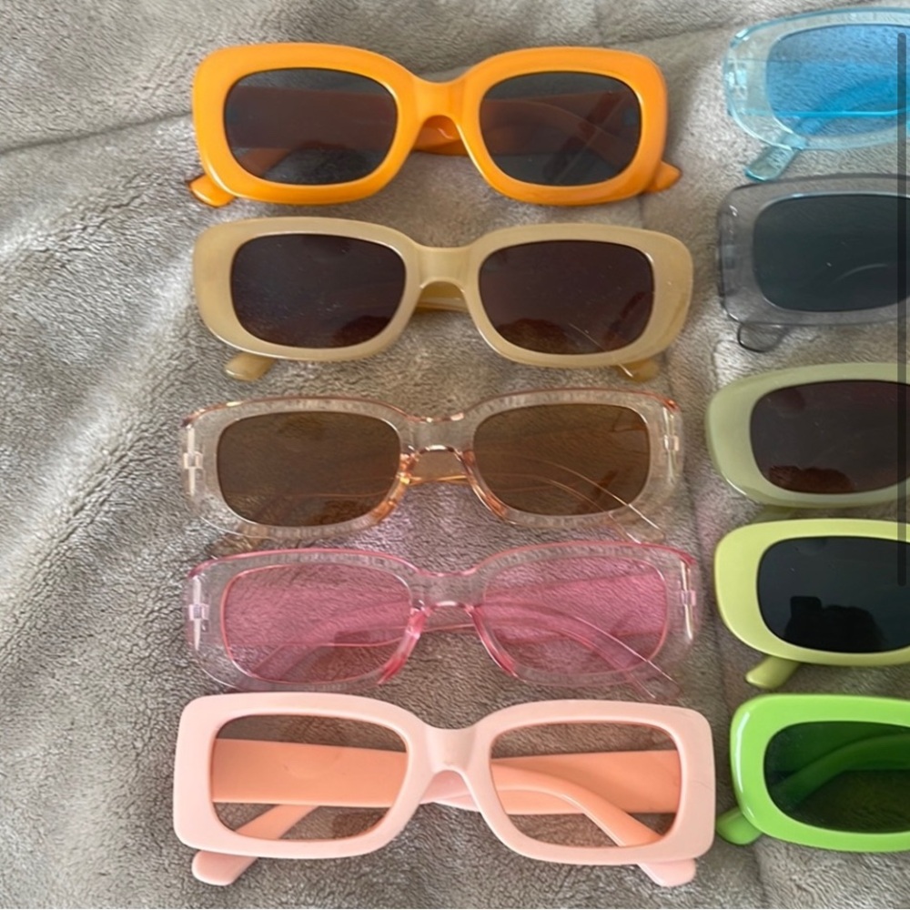 Colorful Retro Sunglasses Collection - Picture 3 of 4